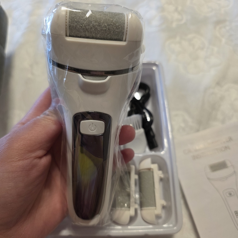 Electric Feet Callus Removers Rechargeable, Open Box